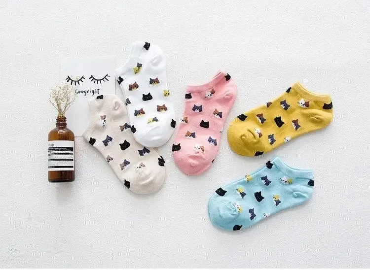 Cat Themed Socks Aus (Size 6-9) Stretch