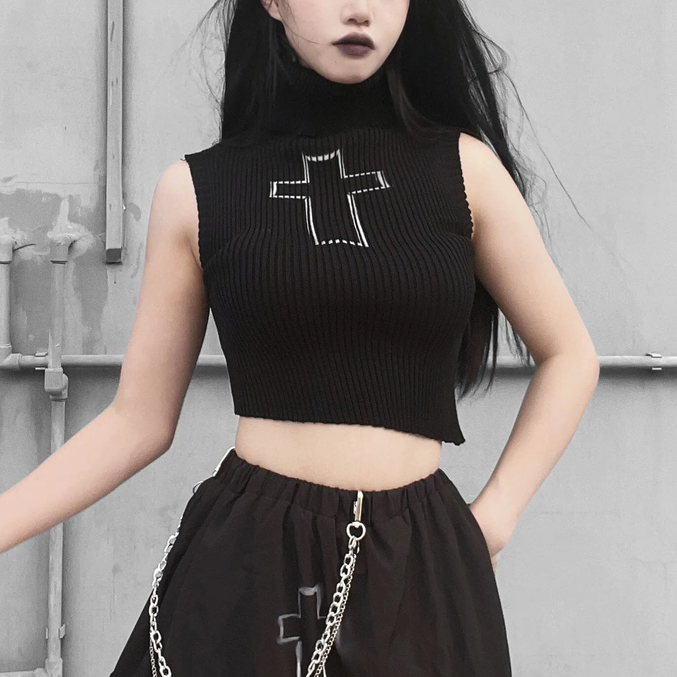 Dark Cross Turtleneck Short Top SD02044