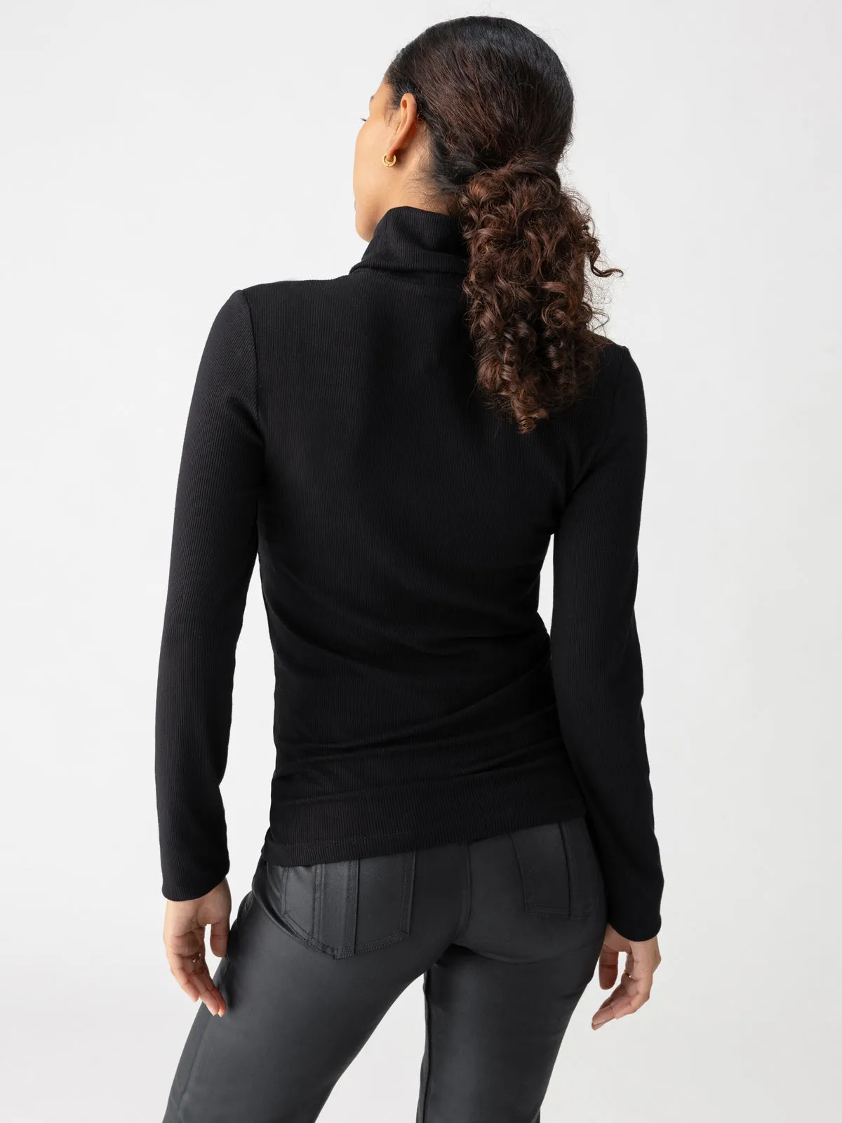 Essential Turtleneck Top Black