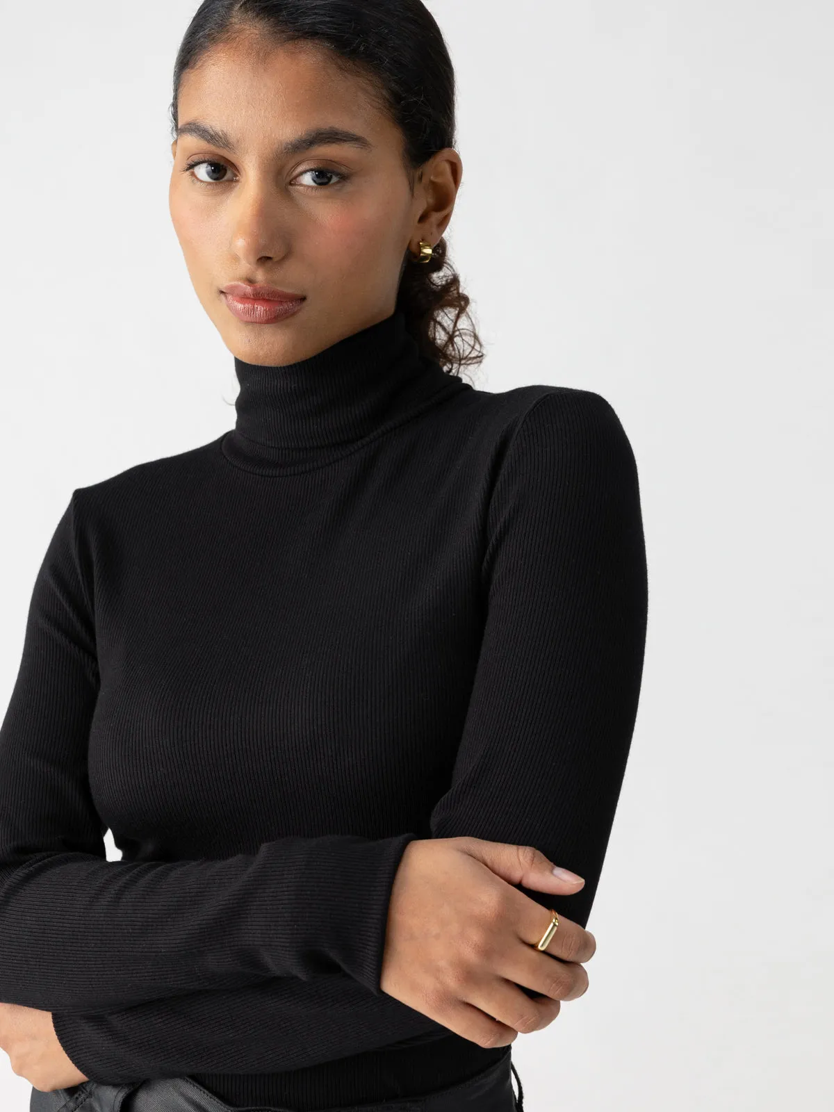 Essential Turtleneck Top Black