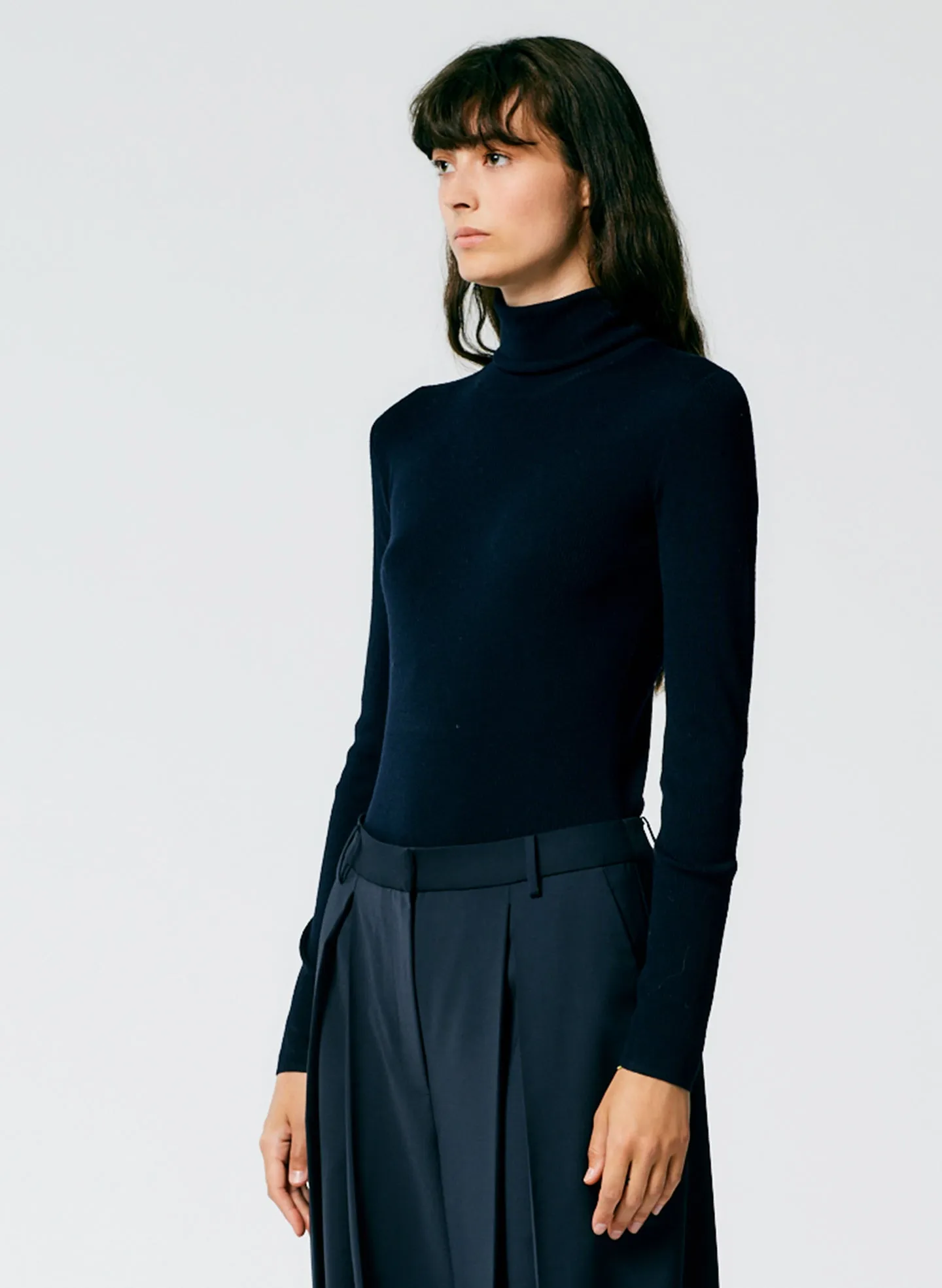 Featherweight Ribbed Sweater Turtleneck Pullover