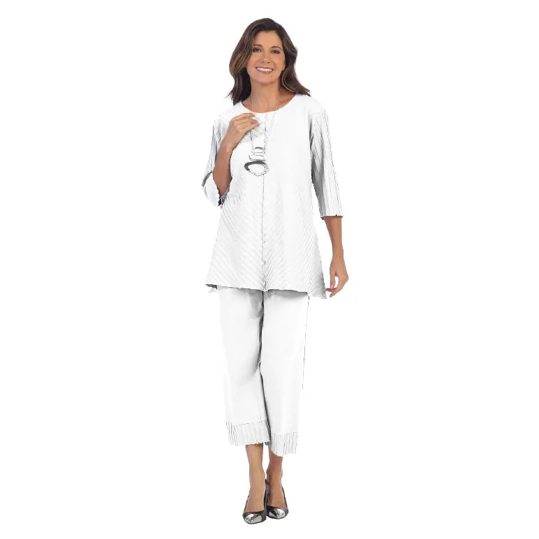 Focus Diagonal Rib High-Low Tunic in White - CS-342/390-WT