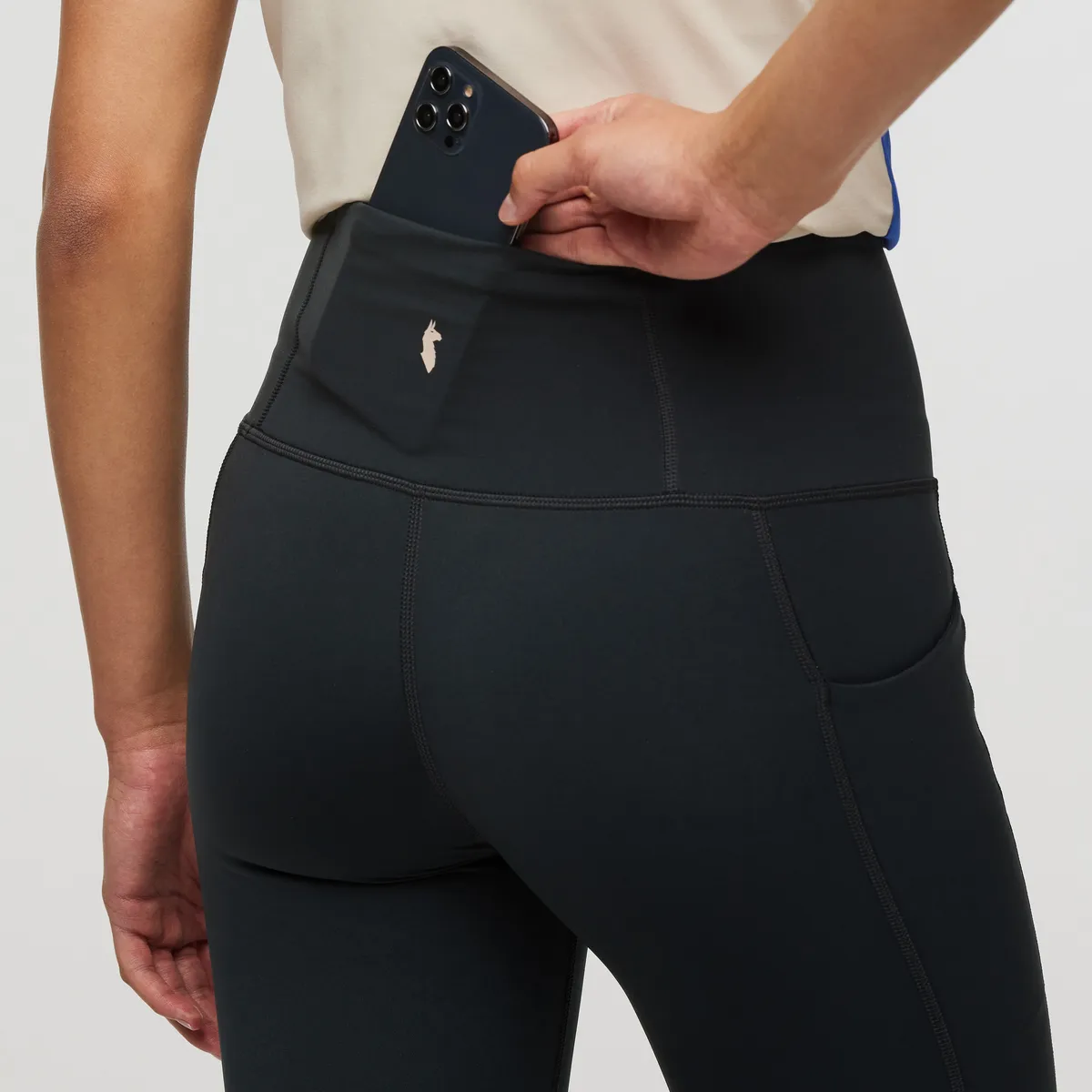 Muevo Tight - Women's