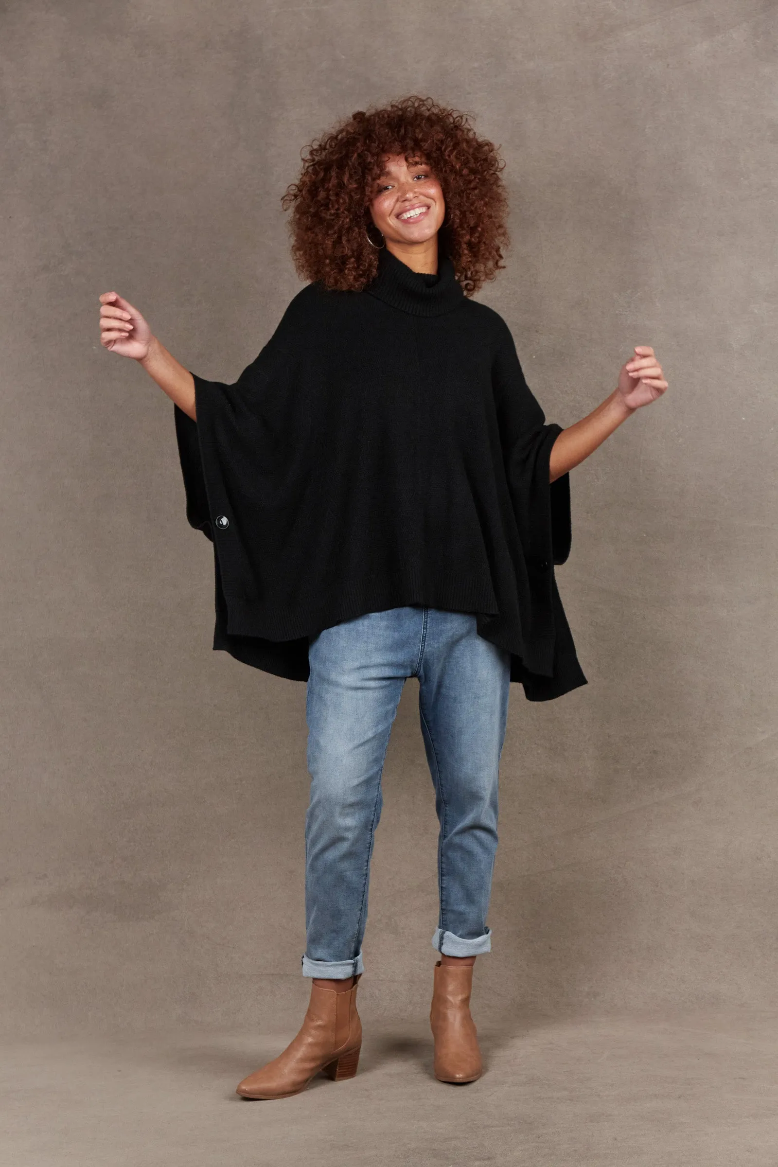 Nawi Poncho - Ebony