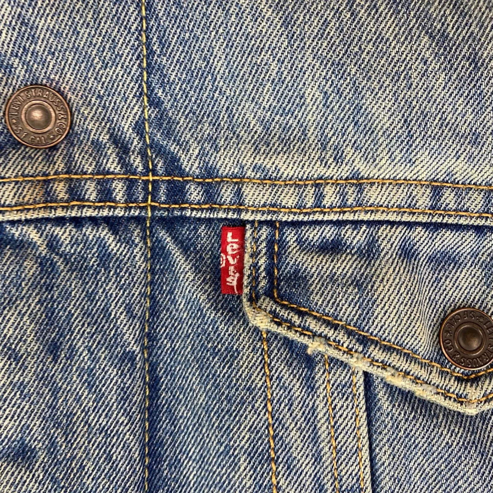 SHERPA LINED FADED BLUE LEVIS RED TAB TYPE 3 TRUCKER DENIM JACKET MOD 42” L