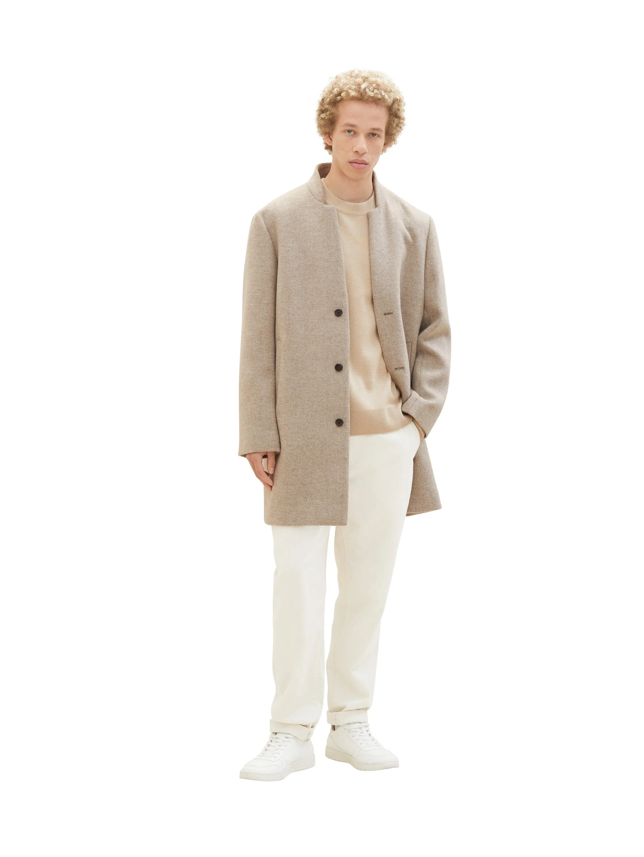 THREE BUTTON WOOL COAT