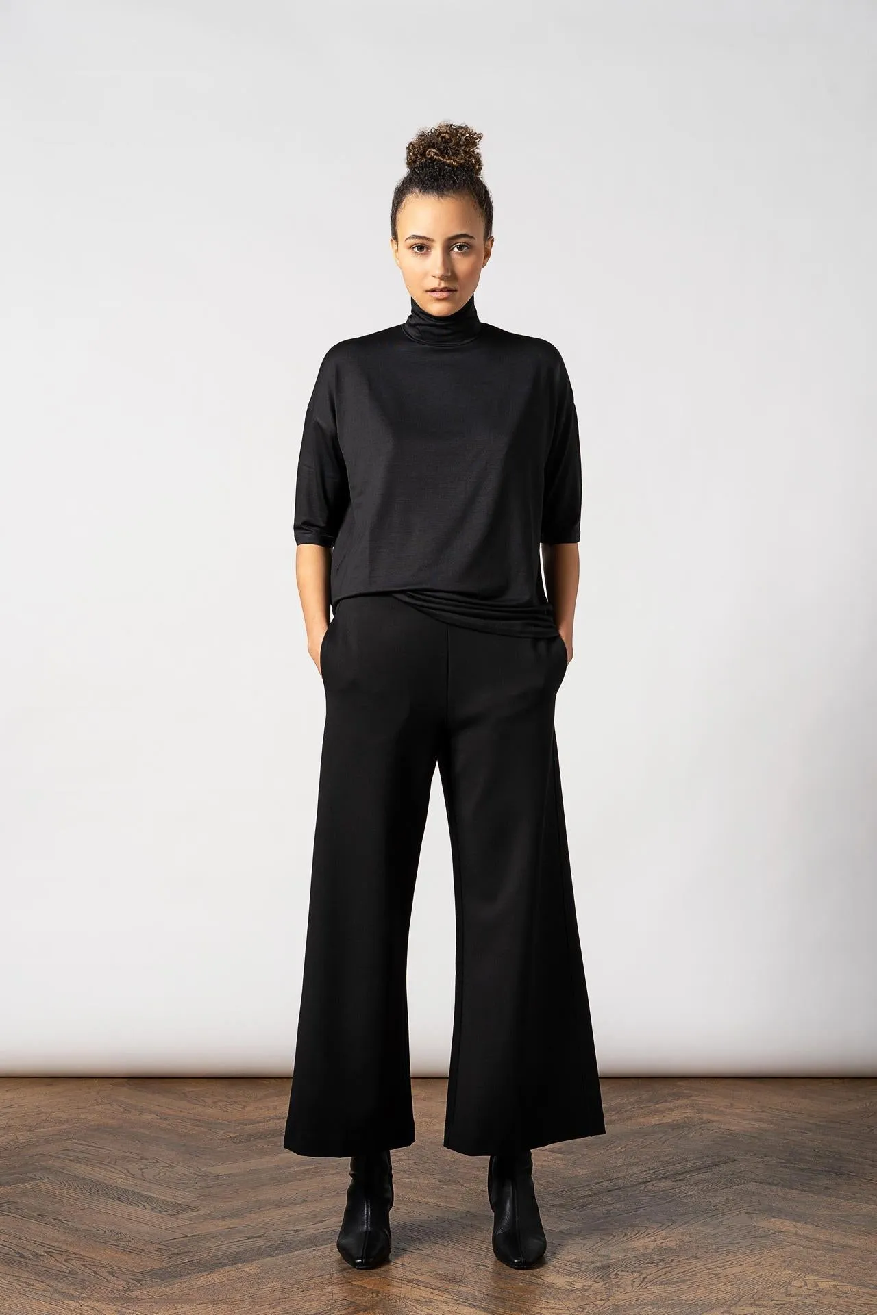 Tomasine Turtleneck Top Black